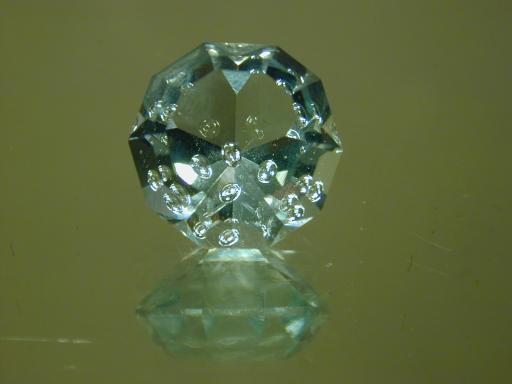 Glass image.