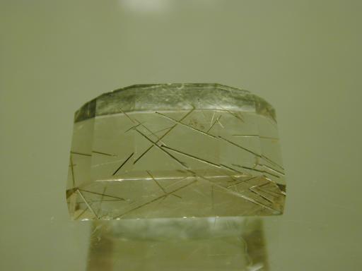 Quartz image.
