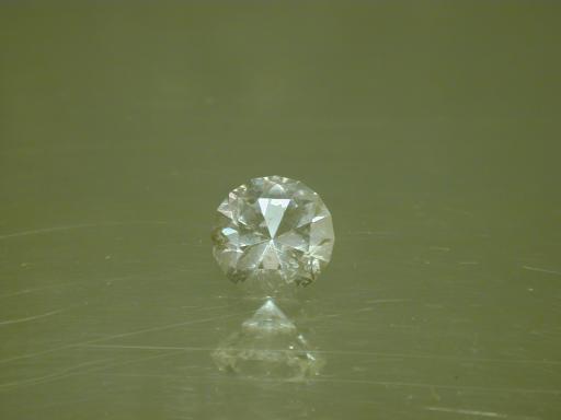 Pollucite image.