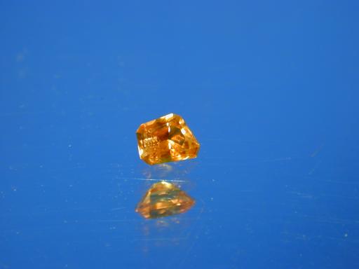 Clinohumite image.