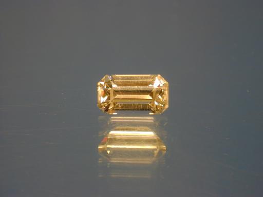 Scheelite image.