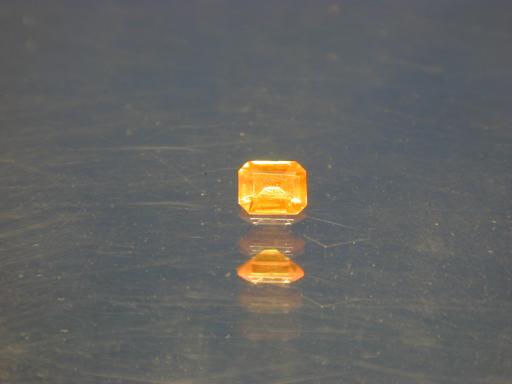 Wulfenite image.