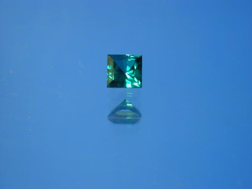 Glass image.
