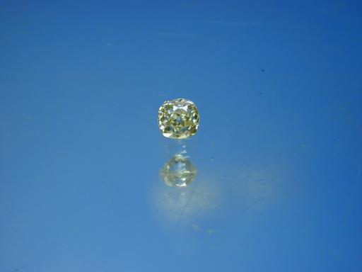Diamond image.
