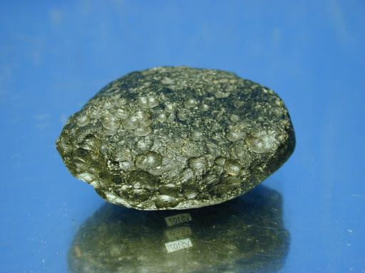 Glass image.