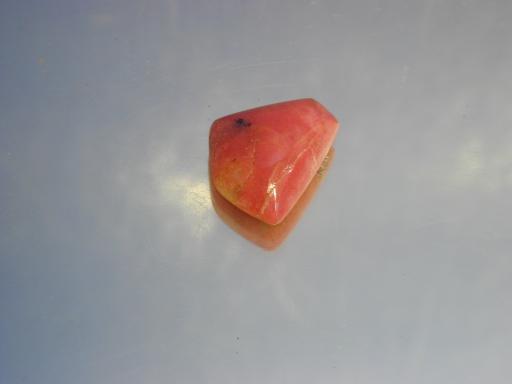 Rhodonite image.