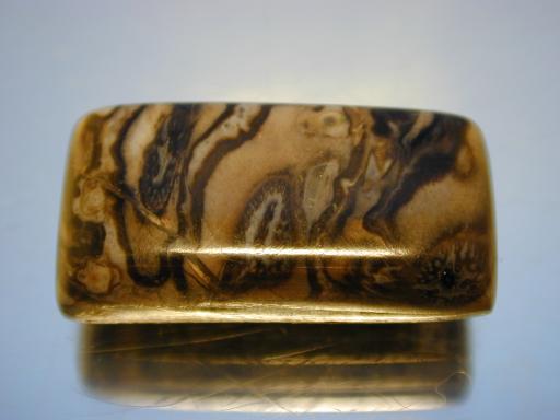 Chalcedony image.