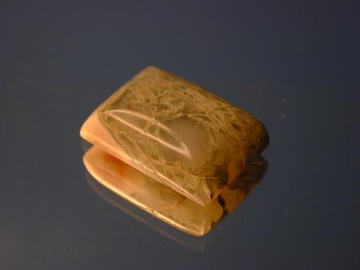 Chalcedony image.