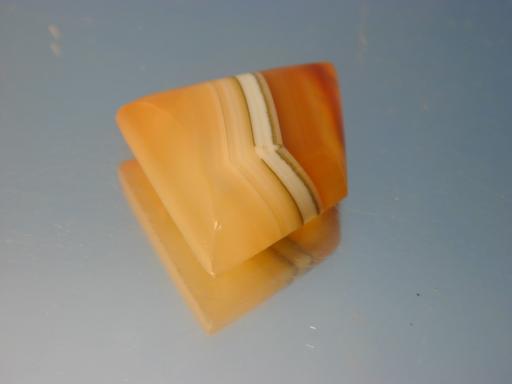 Chalcedony image.