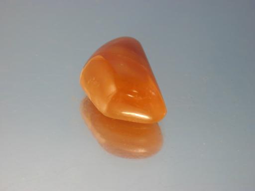 Chalcedony image.