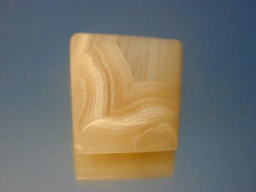 Chalcedony image.