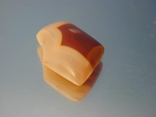 Chalcedony image.
