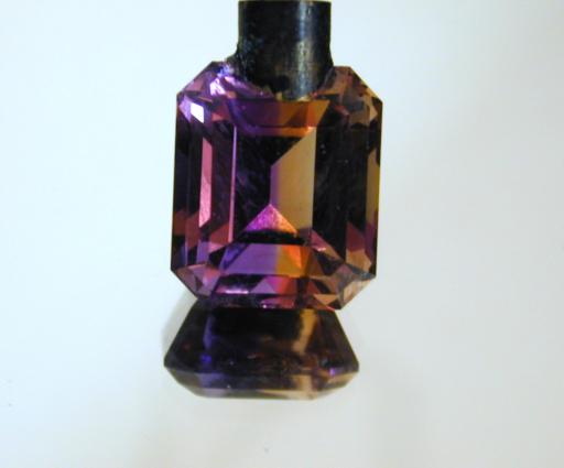 Quartz image.