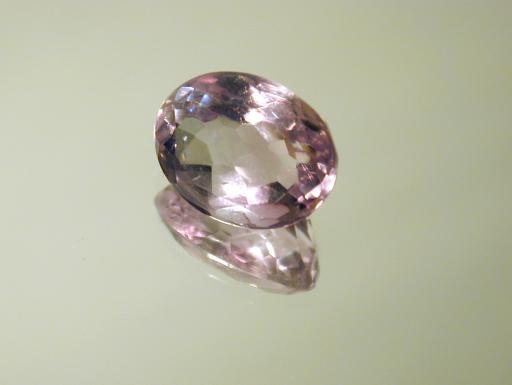 Quartz image.