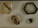 Quartz image.