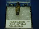 Fergusonite image.