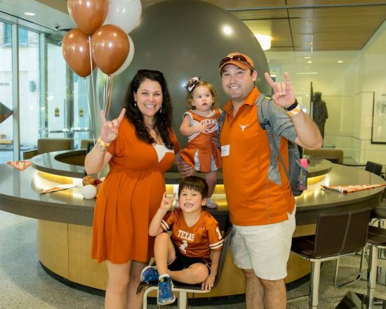 UT JSG Tailgating Family